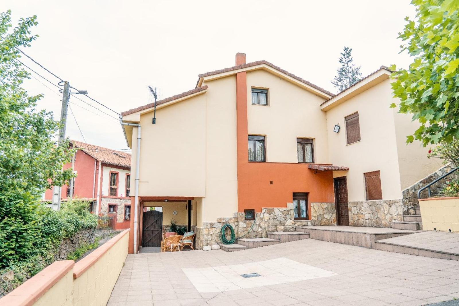 Casa Abuela Toni Villa Oviedo Exterior foto